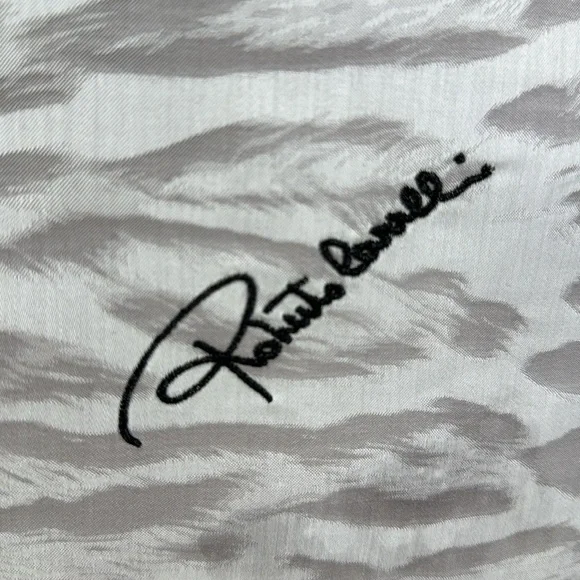 ROBERTO CAVALLI NWT NEW WITH TAG GRAY WHITE BLACK LARGE LEOPARD ACCENT PILLOW - Picture 3 of 11